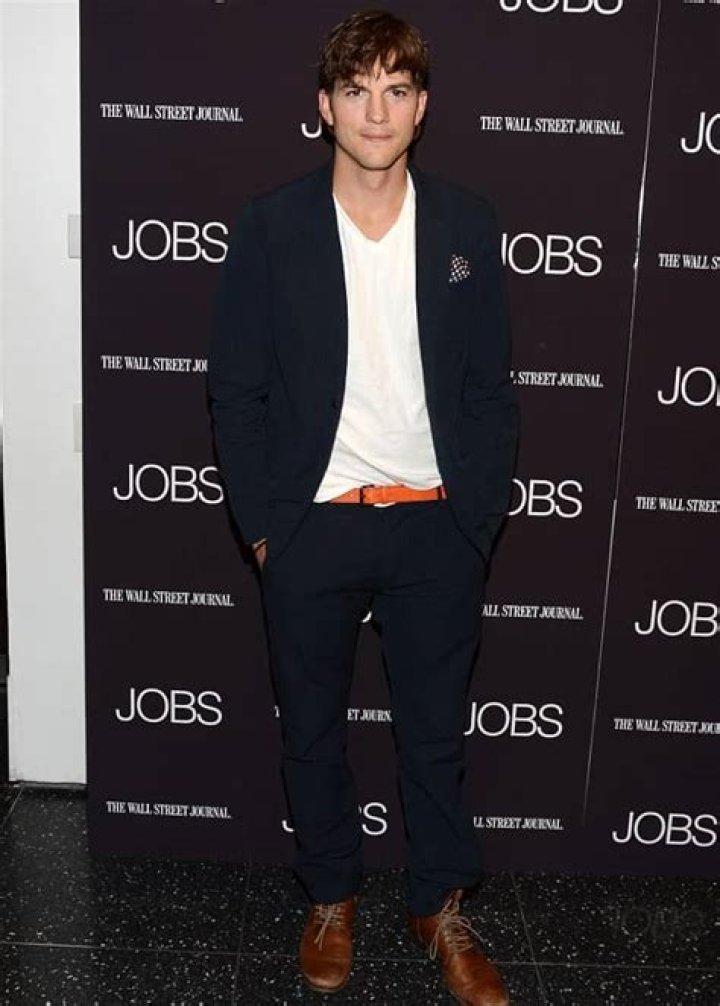 Ashton Kutcher Age, Weight, Height, Measurements