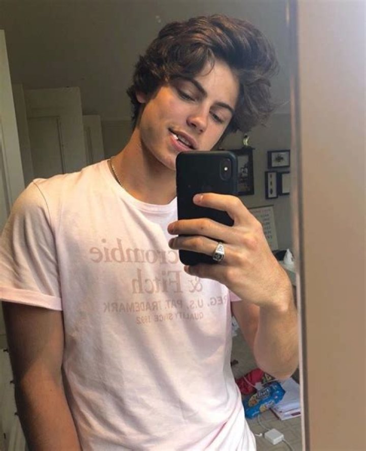 Harry Raftus (Instagram Star) Wiki, Net Worth, Height, Age & More