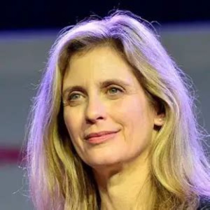 Helen Slater Net Worth