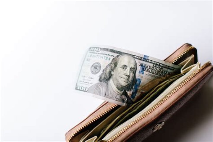 
How Much Money Does Alicia Gordillo Make? Latest Income Salary
