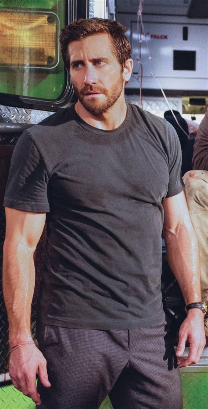 Jake Gyllenhaal Shirtless in UFC Sweats Gets "the Wrap" and an Ice Bath