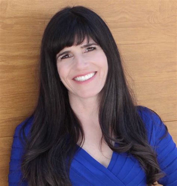 Julie Matthews Archives - Celebrities: Wiki, Age, Height, Net Worth, Relationship