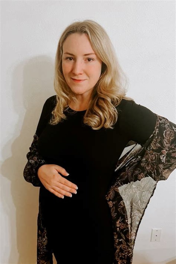 Pregnant Woman Kate Cox Wiki, Age, Husband, Kids & More