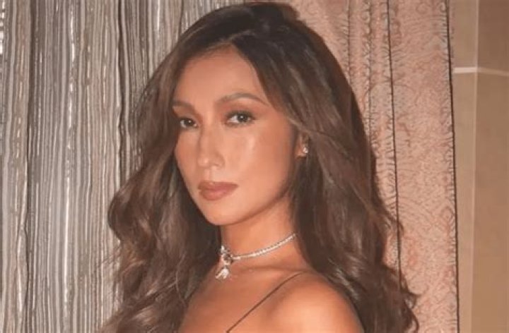 Solenn Heussaff in Bathing Suit is "Playing Around" — Celebwell