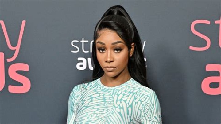 Pinkydoll Wiki, Age, Boyfriend, Net Worth, Height & More