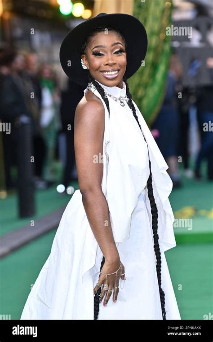 Seraphina Beh Wiki, Age, Boyfriend, Height & Parents