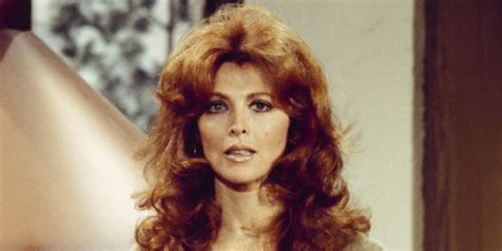 Selling Sunset Tina Louise Wiki, Net Worth, Age, Boyfriend, Height & More