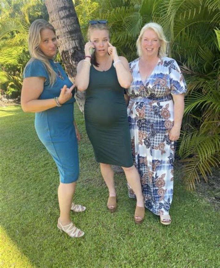 Tina Majorino Height Weight Bra Size Body Measurements Facts Family